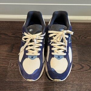 New balance Navy running shoes